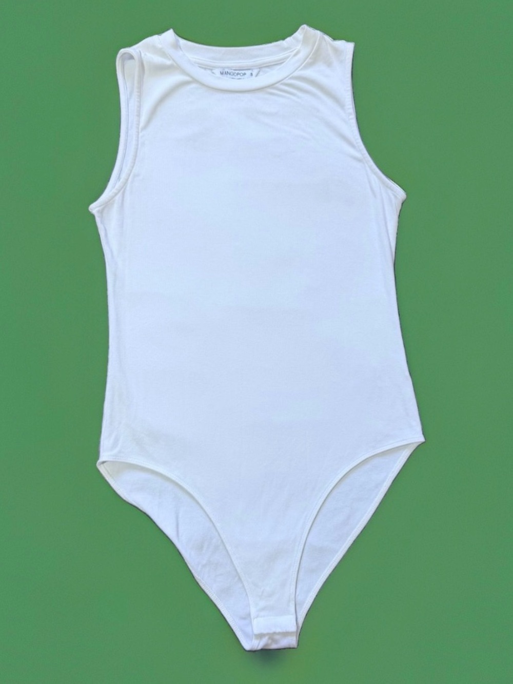 MANGOPOP White Sleeveless Crew Neck Bodysuit Size S